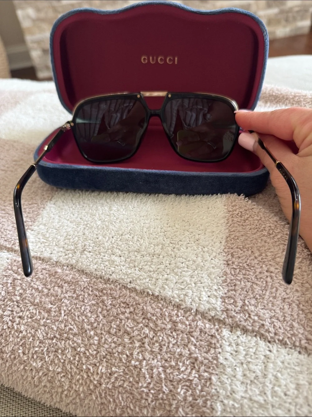 Gucci Black and Gold Oversized Aviator Sunglasses